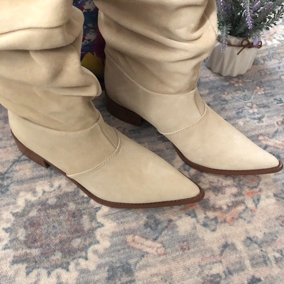Chinese Laundry Winner Western Slouchy Suede Boot - Picture 4 of 7